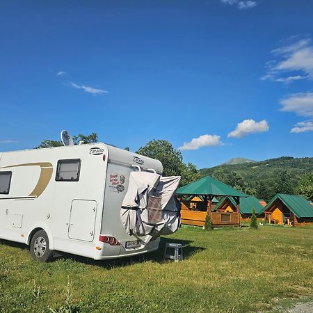 Konaci Oceva Zemlja Bungalovi Konaci Oceva Zemlja Vikendica Mojkovac Eksteriør billede