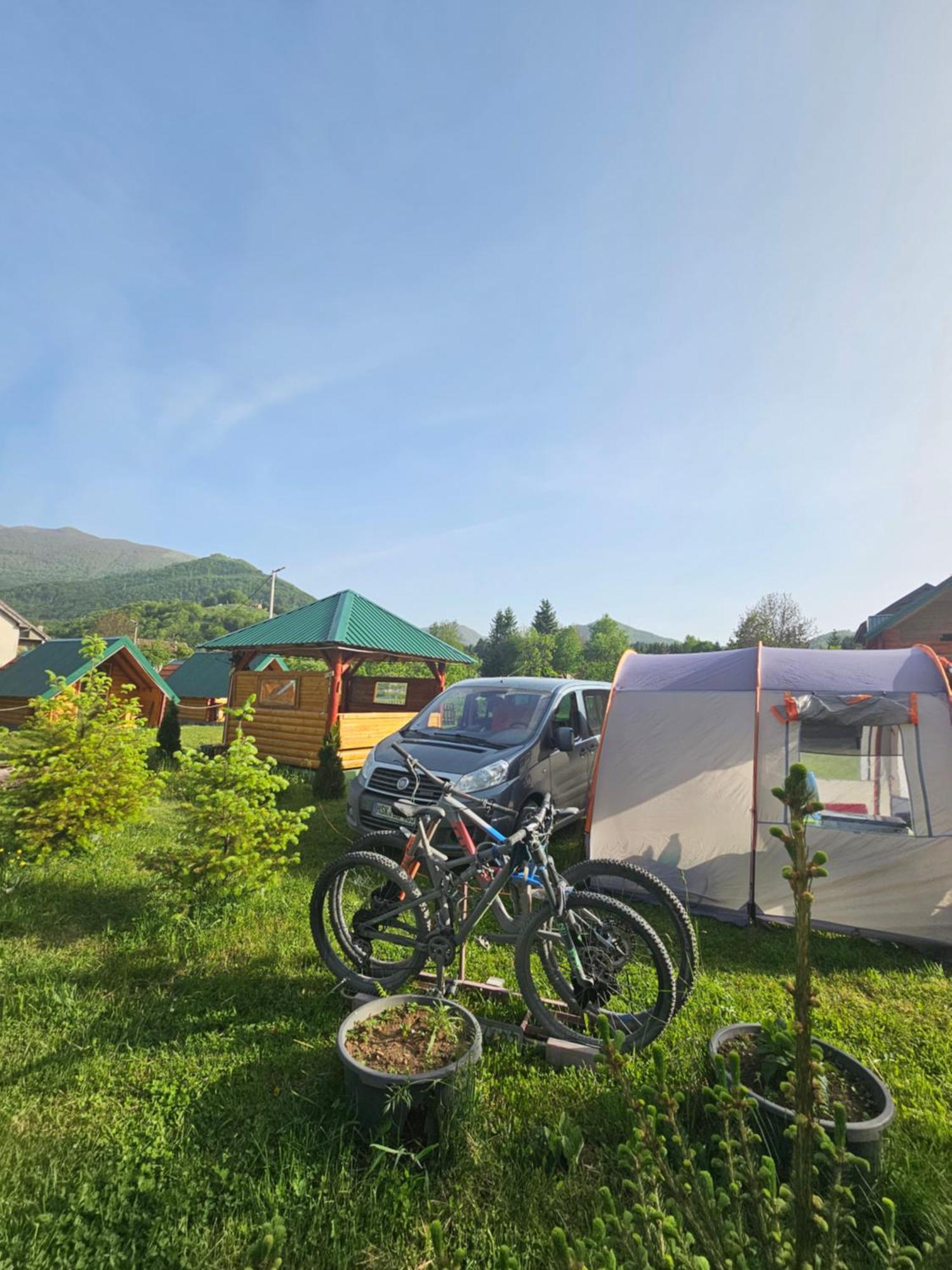 Konaci Oceva Zemlja Bungalovi Konaci Oceva Zemlja Vikendica Mojkovac Eksteriør billede