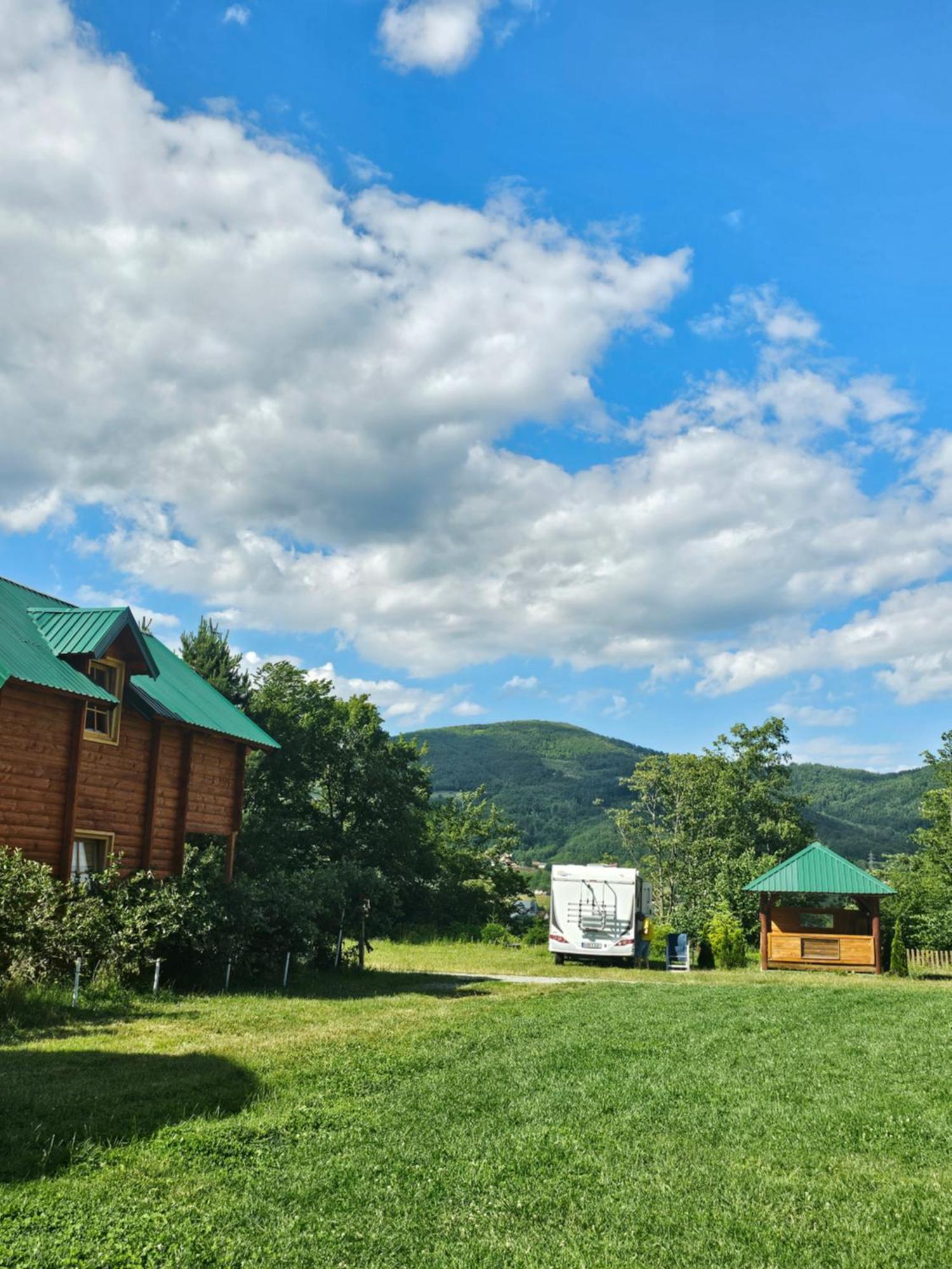 Konaci Oceva Zemlja Bungalovi Konaci Oceva Zemlja Vikendica Mojkovac Eksteriør billede