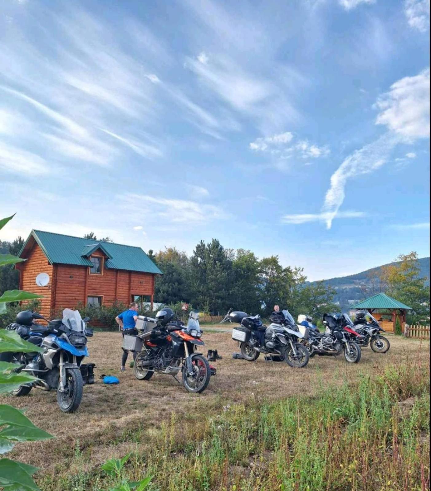 Konaci Oceva Zemlja Bungalovi Konaci Oceva Zemlja Vikendica Mojkovac Eksteriør billede